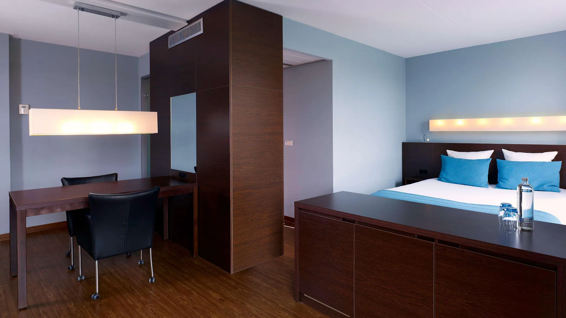 Park Plaza Amsterdam Airport Hotel Lijnden 4*,  Nederland